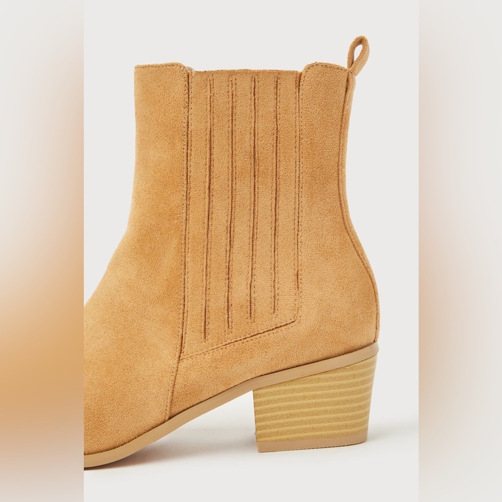 Lulu's NIB Thatcher Almond Vegan Suede Ankle Boots - Picture 4 of 4
